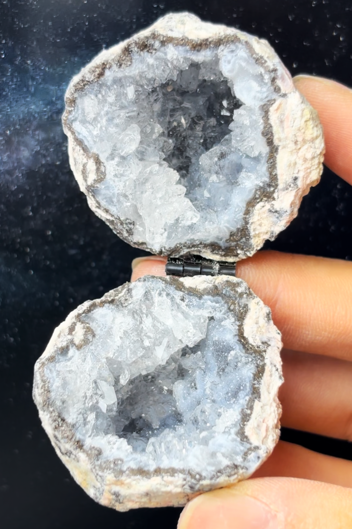 Unique Mexico Geode Stone Nature Quartz